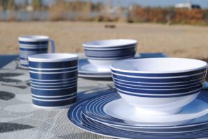 Welches Campinggeschirr im Wohnwagen?