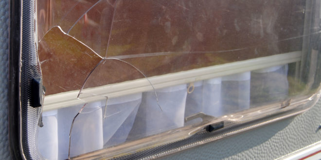 Gebrauchte Wohnwagen Teile Fenster