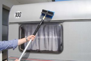 Wohnwagen Reinigen und pflegen Produkte & Tipps zur Reinigung