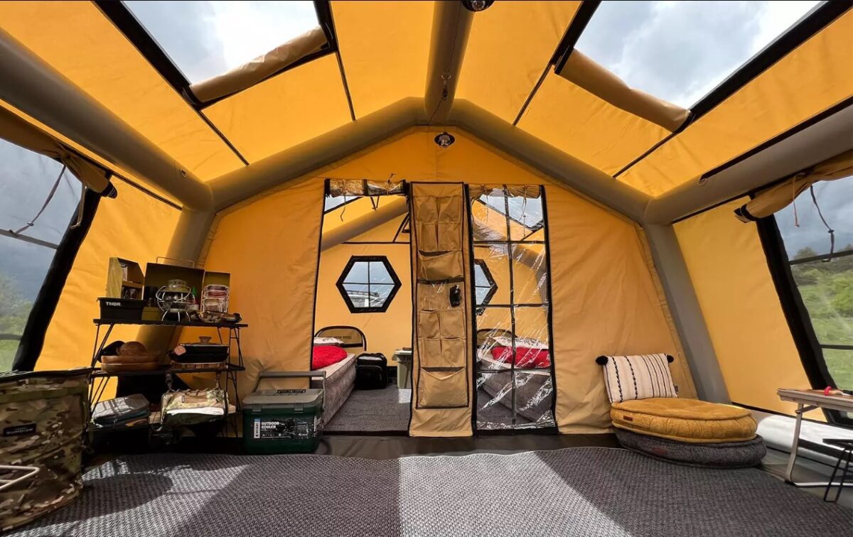 Luxus Camping mit dem größten Luftzelt der Welt