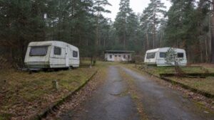 Lost Place Campingplatz: Risiken, Regeln und Recherche
