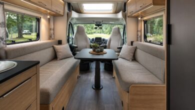 Face-to-Face-Sitzgruppe im Hymer Tramp S 685