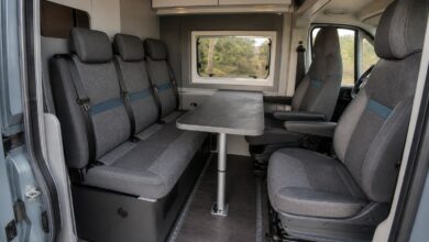 Dreiersitzbank als fünfter Sitzplatz im Pössl Summit