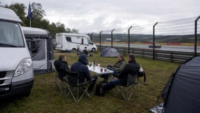Campingbereich bei einer Motorsportveranstaltung