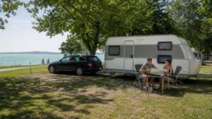 Camping in Ungarn: Reiseziele, Thermalbäder und Maut
