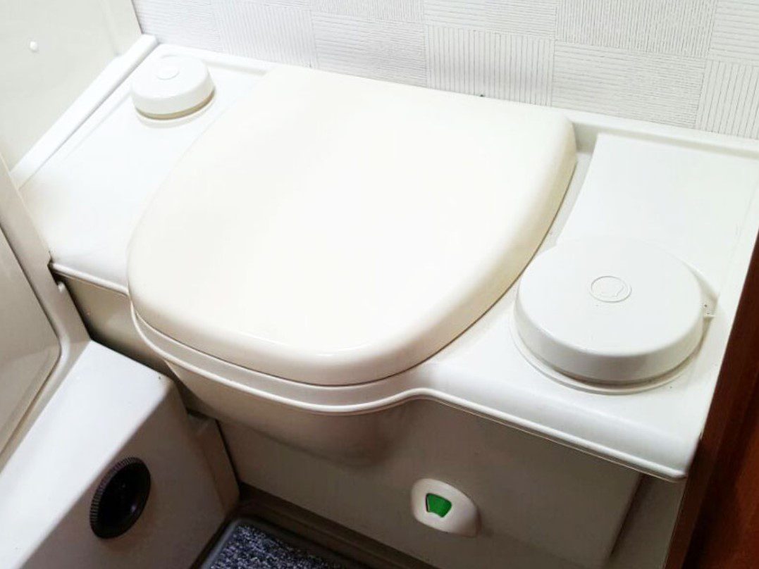 Alles, was du über Wohnmobil Toiletten wissen musst